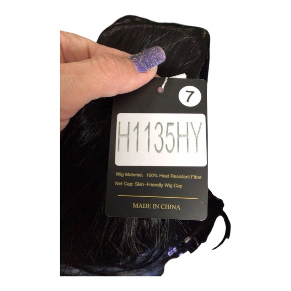 Black Straight Hair Wig with Sleek Shine NWT - Picture 6 of 7